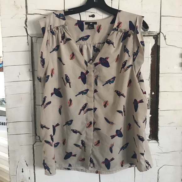 H&M Tops - H&M Birds of a feather top